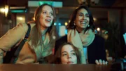 Unterschiedlich und vereint: Fanny (Maria Austgulen, Mitte), Fam (Mari Hauge Einbu, li.) und Jill (Isabel Bråthen, re.) rücken immer näher zusammen.