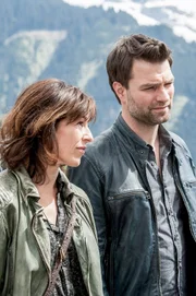 Nina Pokorny (Julia Cencig), Lukas Roither (Jakob Seeböck).