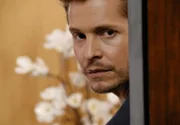 Als das Krankenhaus eine Patientin ablehnen will, weil sie dem Ruf der Klinik schaden könnte, wehrt sich Conrad (Matt Czuchry) mal wieder gegen jede Hierarchie ...