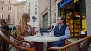 Sasa Schwarzjirg in Rom, Cafe.