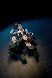 Die Darsteller von Chasing UFOs auf National Geographic Channel, Ben McGee, James C. Fox und Erin Ryder.