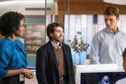 (v.li.): Summer Brown (Dr. Olivia Jackson), Noah Galvin (Dr. Asher Wolke), Sam Robert Muik (Will Hooper).