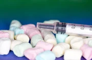 Fett weg per Injektion: Ein neuer Therapieansatz weckt Hoffnungen bei übergewichtigen Menschen.