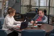 Vanessa Cellucci (Leah Remini), Kevin Gable (Kevin James)