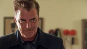 Frank (Chris Noth)