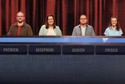 ARD GEFRAGT - GEJAGT FOLGE 897, "Alexander Bommes präsentiert beliebtes Quizformat", am Freitag (22.08.25) um 18:00 Uhr im ERSTEN. Aufzeichnung zum ARD-Quiz „Gefragt-Gejagt“  Die Kandidaten (v.l.n.r. am Panel): Patrick Schwalger, Josephine Szallies, Ulrich Straub, Prisca Weider.