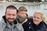 Sandro, Gian und Aleksandra Wieser wanderten nach Frankreich aus (Loire-Atlantique).