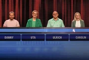 ARD GEFRAGT - GEJAGT FOLGE 902, "Alexander Bommes präsentiert beliebtes Quizformat", am Freitag (29.08.25) um 18:00 Uhr im ERSTEN. Aufzeichnung zum ARD-Quiz „Gefragt-Gejagt“  Die Kandidaten (v.l.n.r. am Panel):  Danny Prescher, Uta Elb, Ulrich Urscgel, Carolin Grauenhorst.