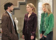 Wege zum Glück  Kapitel 417 Staffel 1, Episode 417 Kommissar Fuhrmann verdächtigt Viktoria des Mordanschlages auf Annabelle und Richard: Patrick Bach als Kommissar Fuhrmann, Mareile B. Moeller als Viktoria, Corinna A. Horn als Elsa