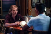 Juliet Higgins (Perdita Weeks) und Thomas Magnum (Jay Hernandez)
