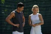 Thomas Magnum (Jay Hernandez) und Juliet Higgins (Perdita Weeks)