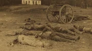 Tote konföderierte Soldaten auf dem Feld vor der Dunker Church nach der Schlacht von Antietam