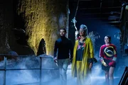Die Juroren Jozef Youssef (l.) und Carla Hall (m.) mit Evanna Lynch +++ Die Verwendung des sendungsbezogenen Materials ist nur mit dem Hinweis und Verlinkung auf RTL+ gestattet. +++