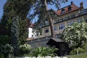 Für gesundes Essen sind die Schweizer nicht gerade bekannt. Wer hätte gedacht, dass ausgerechnet ein Züricher Arzt wie Max Bircher die Frühstücksgewohnheiten der westlichen Welt revolutionieren würde?