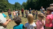 Zukünftige Junior-Ranger bei ihrer Ausbildung im Biosphärenpark Pfälzerwald.