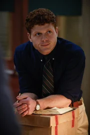 Special Agent Bernard Randolf (Caleb Foote)