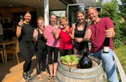 Tobias Kämmerer und die Happy Yoga Truppe mit Sophie Fitz.