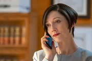Leah Askey (Judy Greer)