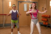 Adam Goldberg (Sean Giambrone, l.); Brea Bee (Sadie Stanley, r.)