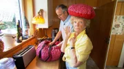 Ingrid und Otto testen den "Wonderbag".