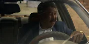 Askarev (Erken Gubashev) steht unter Druck von ganz oben. Scheinbar hat jemand ein Interesse daran, dass der Fall zu den Akten gelegt wird.
