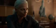 Während um sie herum alles in Chaos versinkt, sucht die Direktorin des Kosmodroms Lydia Joukovskaïa (Karina Arutyunyan) nach Antworten. Dabei wird ihr eines klar: Sie wurde verraten.