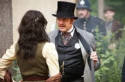 Inspector Brackenreid (Thomas Craig)