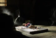 ARD STURM DER LIEBE FOLGE 1376, am Freitag um 15:10 Uhr im ERSTEN. Die angeschlagene Eva (Uta Kargel) ist panisch: Wird Robert sie in der Scheune finden?