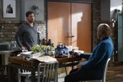 Dr. Alex Karev (Justin Chambers, l.); Dr. Richard Webber (James Pickens jr., r.)