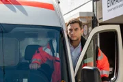 Wenn der Hass im Internet real wird: Als bei einem Notfalleinsatz in einem Wohngebiet der Rettungswagen von einem Anwohner zugeparkt wird, filmt der Sanitäter Dennis Köhnle (Thomas Halle) den Vorfall und veröffentlicht das Handyvideo im Internet. Ein wütender Mob formiert sich, bis die ganze Sache plötzlich eskaliert: Der angefeindete Anwohner wird erschlagen in seiner Gartenlaube aufgefunden.