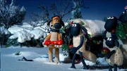 Bitzer und Shaun beschließen, dem Bauern ein besonderes Weihnachtsgeschenk zu machen.