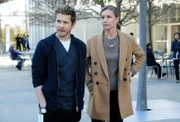 Können Conrad (Matt Czuchry, l.) und Nic (Emily VanCamp. r.) gegen Dr. Hunter vorgehen?