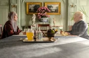 Rose Rivière (Julie de Bona) und Madame Huchon (Josiane Balasko).