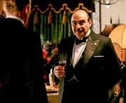 Hercule Poirot (David Suchet).