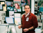 Auf der Suche nach einem Serientäter, der junge Frauen, quält und langsam erdrosselt: Special Agent Jason Gideon (Mandy Patinkin) ...