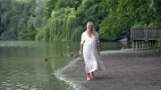 Evelyn Weigert genießt die Ruhe nach dem Umzug und bereitet sich auf die Geburt ihrer Tochter vor.