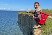 Für Wunderschön macht Reporter Ramon Babazadeh einen Roadtrip quer durch das Land am Finnischen Meerbusen und entdeckt dabei so manche Überraschung.