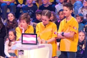 Das gelbe Rateteam aus Bruck an der Leitha/Österreich wartet gespannt auf die Auflösung von Eltons kniffliger Frage.