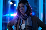 Nics (Emily VanCamp) Alleingang bringt sie in große Gefahr ...