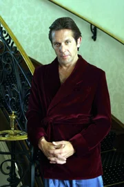 Monk "Mr. Monk, ein Playboy und viele schöne Mädchen". Im Bild: Gary Cole.