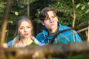 Lilly (Julia Beautx) und Levi (Moritz Bäckerling) haben den Eindruck, beim Joggen verfolgt zu werden.