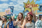 Gestern war sie das Vorbild vieler junger Leute, heute wird sie tot aufgefunden. Wer kann ein Interesse daran haben die junge Klimaaktivistin Leona Bernhard (Alice Prosser) zum Schweigen zu bringen?