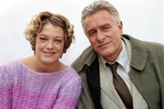 Elke Winkens (Celia Merck), Klaus Wildbolz (Wenzel Hofer).