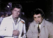 Lt. Columbo (Peter Falk) untersucht den Mord an der Filmproduzentin Claire Daley. Dabei trifft er in den Filmstudios auf den erfolgreichen TV-Detektiv 'Lucerne', gespielt von Ward Fowler (William Shatner).