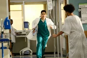 Kann Devon (Manish Dayal) das Leben eines herzkranken Patienten retten?