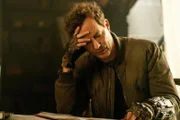 Harrison (Tom Cavanagh)