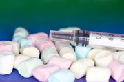 Fett weg per Injektion: Ein neuer Therapieansatz weckt Hoffnungen bei übergewichtigen Menschen. Fett weg per Injektion: Ein neuer Therapieansatz weckt Hoffnungen bei übergewichtigen Menschen.