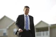 Ein junger Vater wird durch eine einzige Kugel am hellichten Tag erschossen. Am Tatort erkennt Lieutenant Joe Kenda (Carl Marino) das Markenzeichen eines qualifizierten Scharfschützen. Doch ohne konkrete Beweise muss er sich auf das Schuhleder des Schützen konzentrieren, um ihm auf die Spur zu kommen. Wird er den Täter finden?