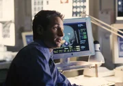 Fox Mulder (David Duchovny)