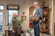 Jim Kearney (Jon Cryer, l.); Bobby Kearney (Lenny Clarke, r.)